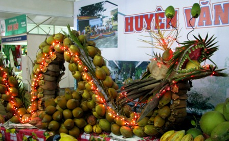 Unique products made from coconut fruits